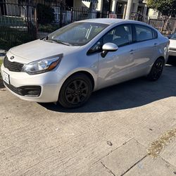 Clean Kia Rio 2014