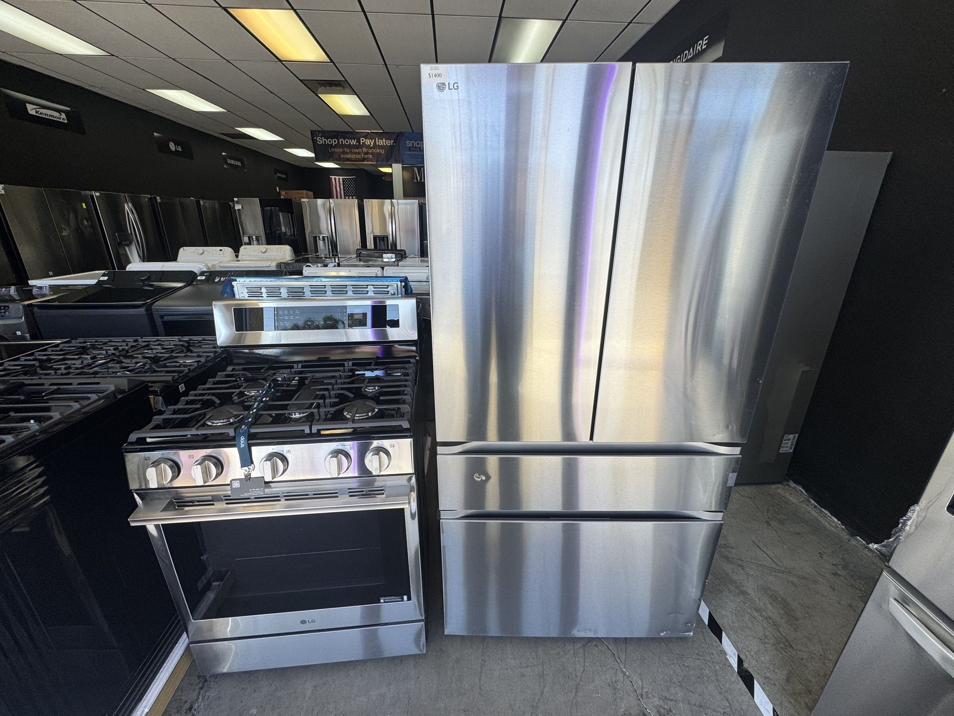 LG Kitchen Set - Refrigerator + Gas Range