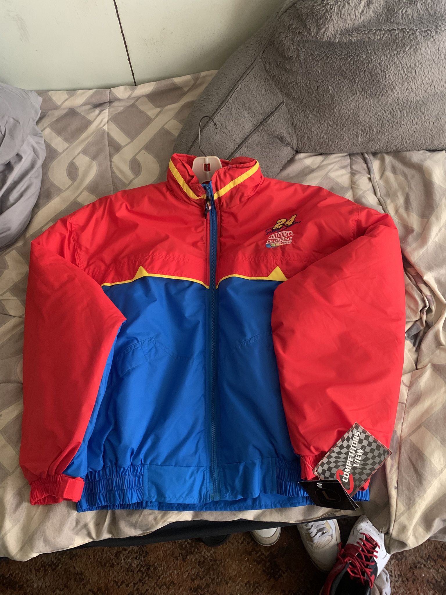 Vintage Competitors view Jeff Gordon nascar DuPont racing jacket