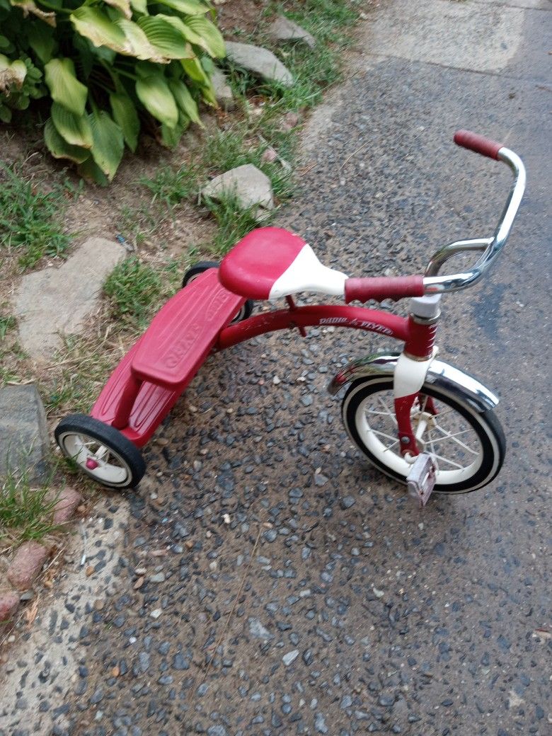 Tricycle