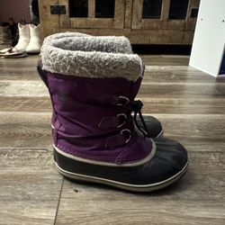 Sorel Snow Boots - Girls Size 3