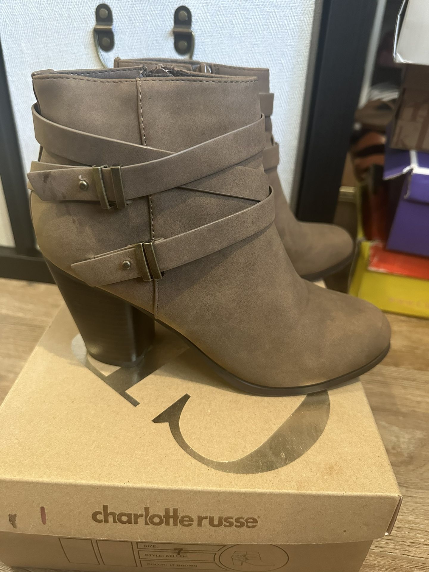 Women’s Ankle Boots 