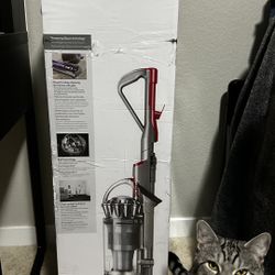 Brand New Dyson Ball Animal 3 - Powerball vacuum