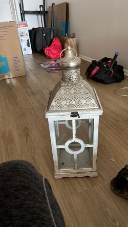 Lantern decor