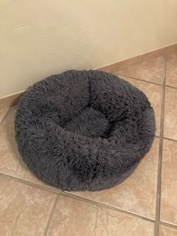 Round Fluffy Pet Bed