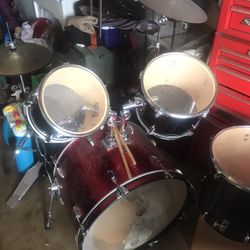 5 Pc Drum Set  