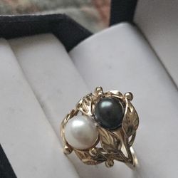 14k Gold Approximately Sz 7/7.25 