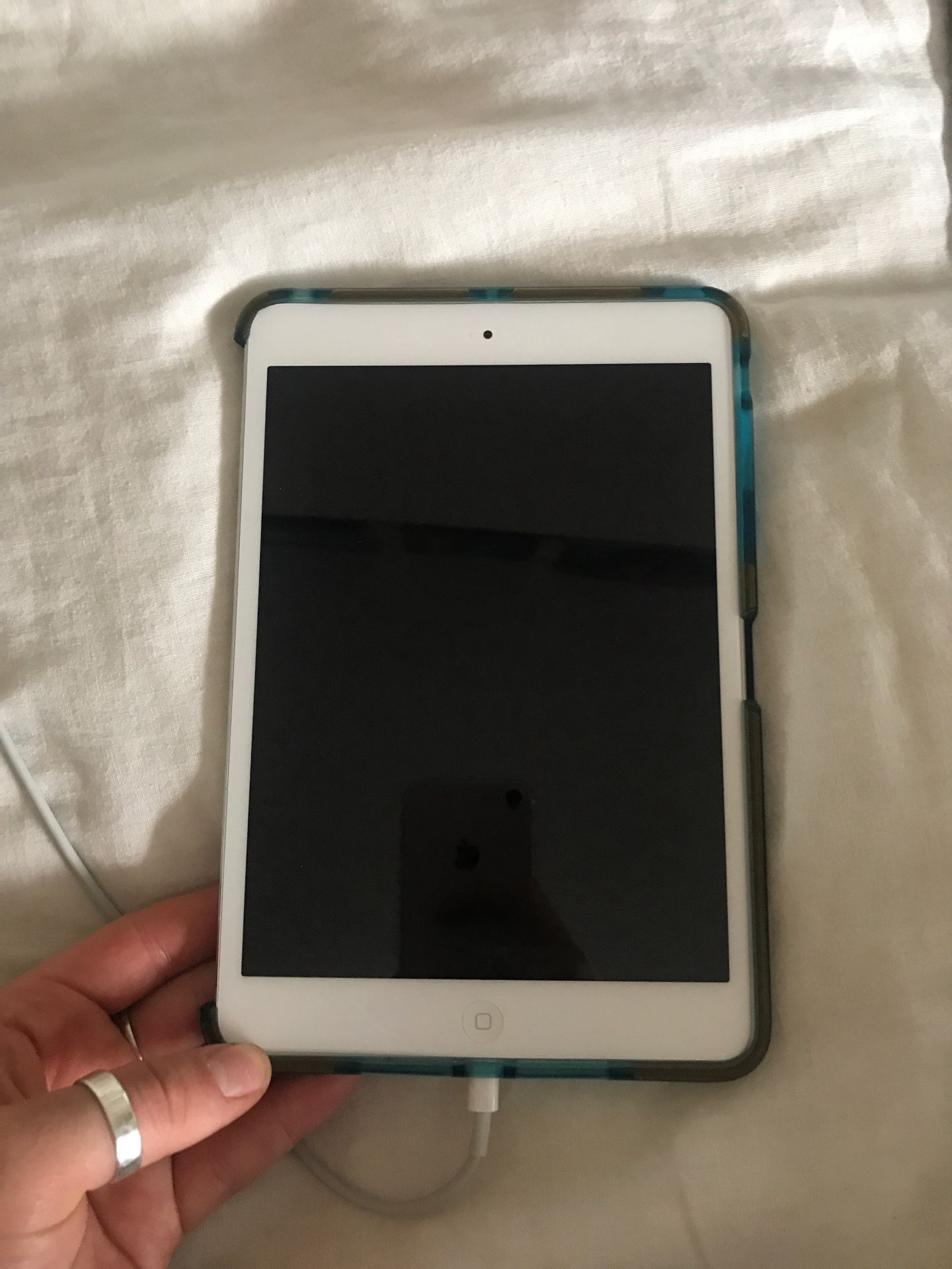 iPad Mini, Model 1432, barely used and perfect condition