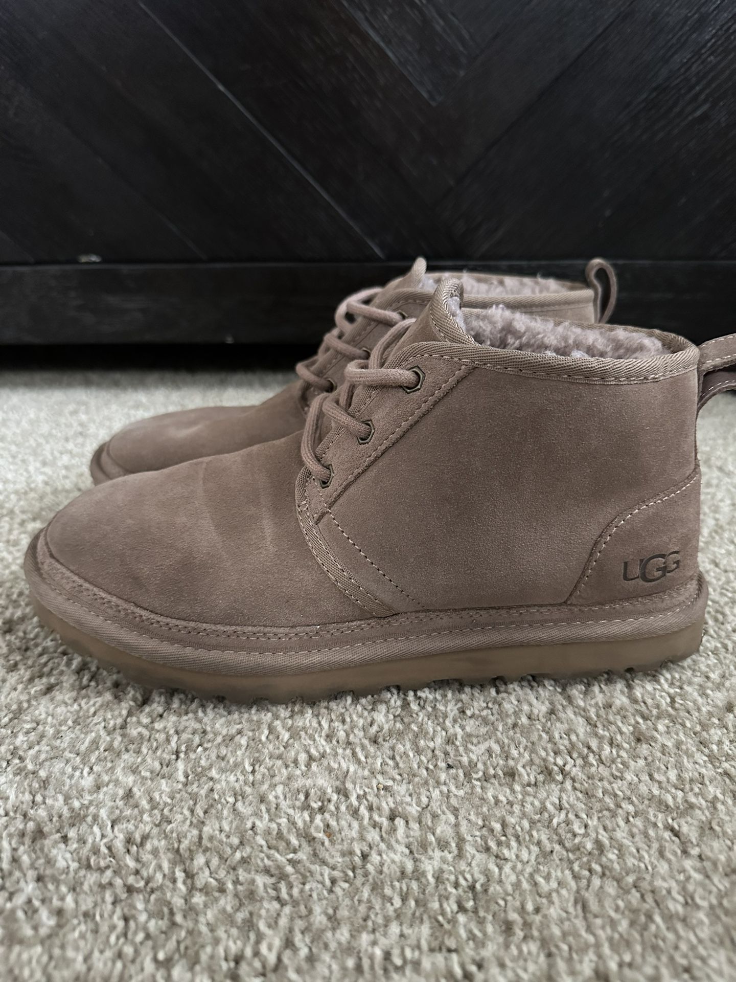 UGG Neumel Boots
