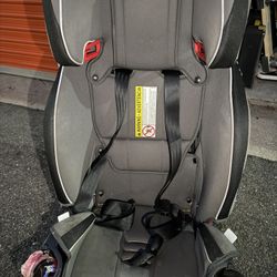 Graco Car Seat Used In Fair Condition Can Be Seen In Pictures