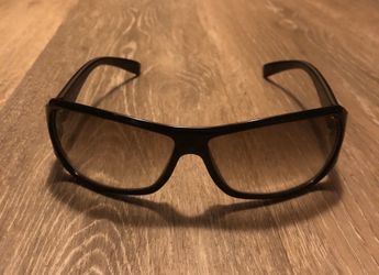 Gucci sunglasses women’s