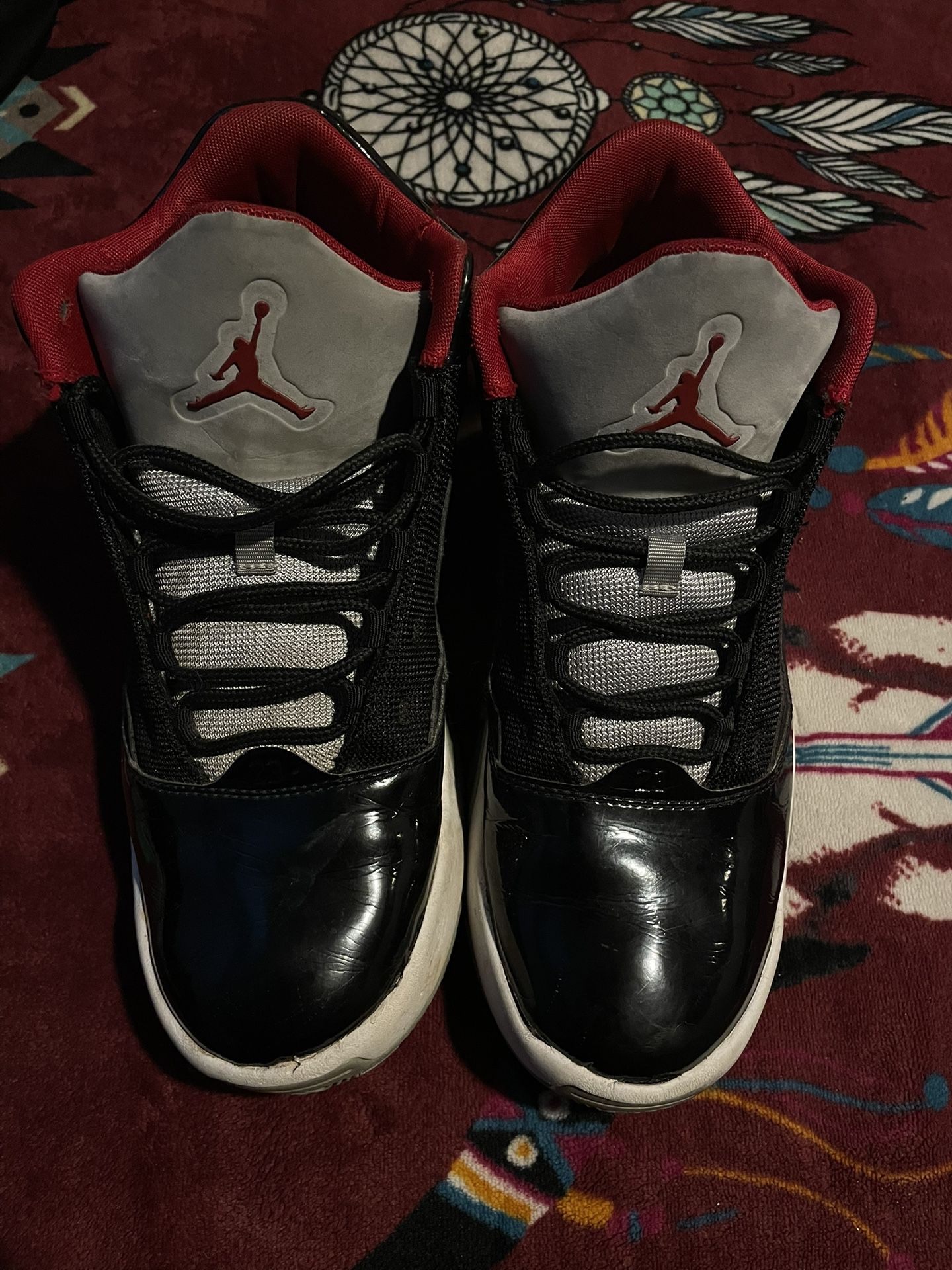 Nike Air Jordan Max Aura 2 GS Black Red White
