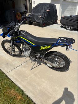 KLX 230 Kawasaki Like NEW