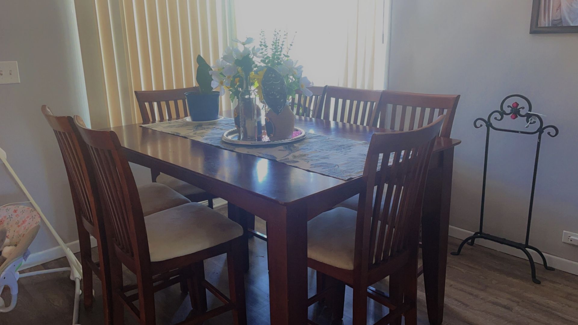 Dinning Table
