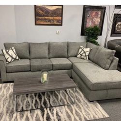 Brand new Elegant Plush Comfy Sectional Set 