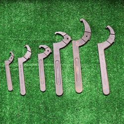 ADJUSTABLE SPANNER WRENCH SET