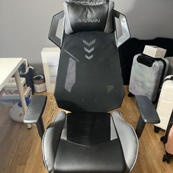 Respawn 200 Gaming chair