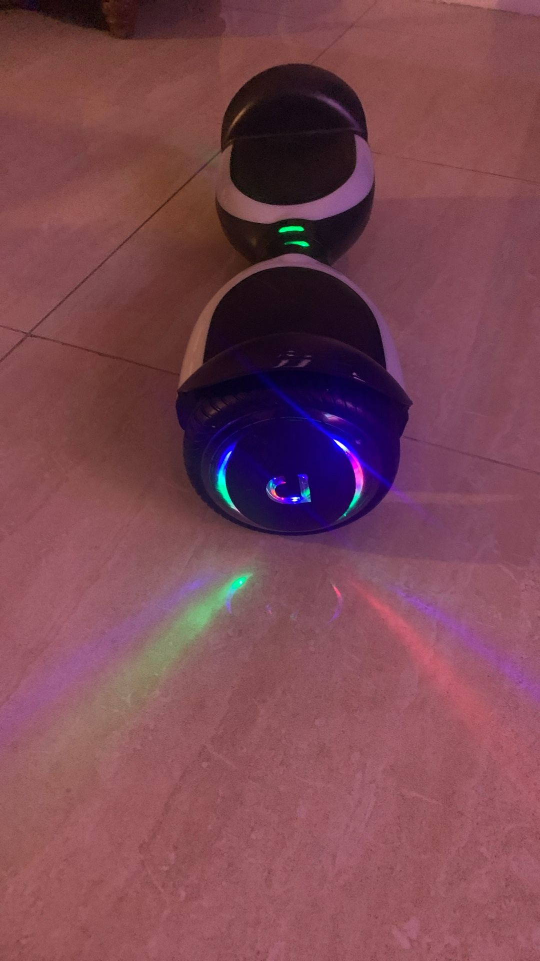 Hover Board, Goes 10 Mph And Led Lights On The Wheels And On The Steps.