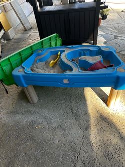 Step 2 cascading cove sandbox and water table