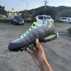 Nike Air Max 95 OG Big Bubble Neon - Size 12 Brand New
