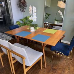 West Elm Mid-Century Expandable Dining Table (60"–80")