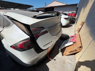 Tesla model X Trunk parts
