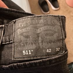 511 Levi 42x32