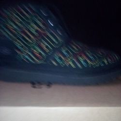 Girls Rainbow Stitched Uggs And Ugg Fury Slides Size 2