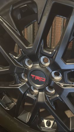 Toyota tundra original Rims trd
