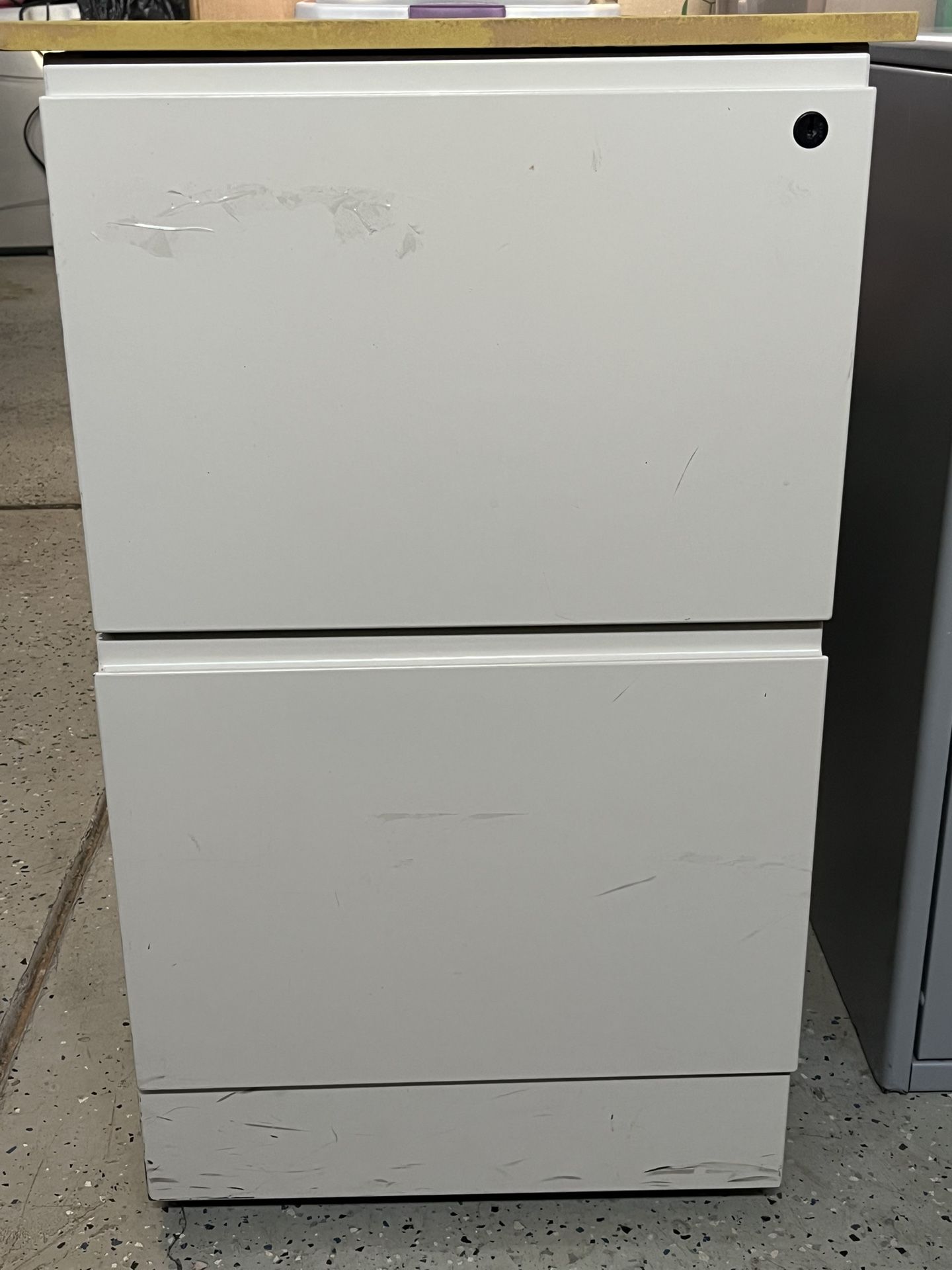 Like New File Cabinet