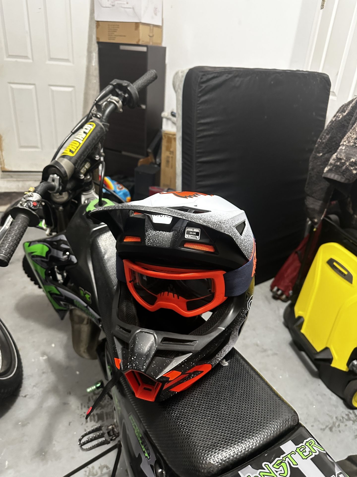 FOX V2 HELMET motocross