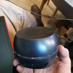 Bluetooth Speaker 