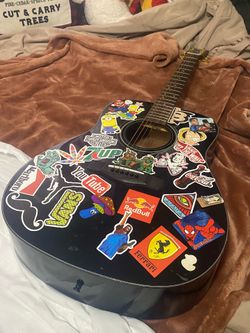 Acoustic Yamaha Guitar