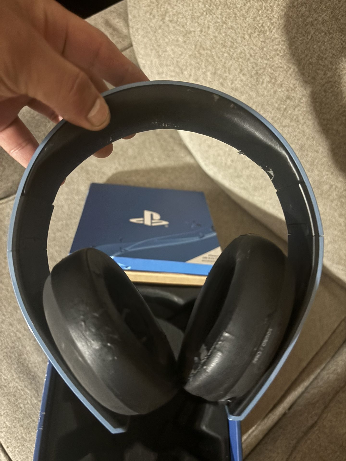 PS4 Uncharted Headphones 