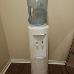 Water Dispenser