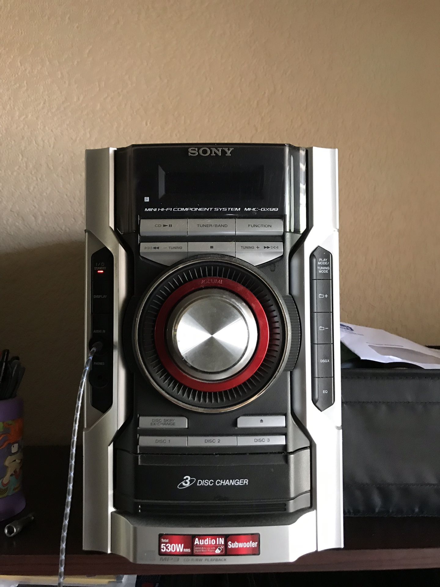 Sony Home Stereo with Speakers & sub