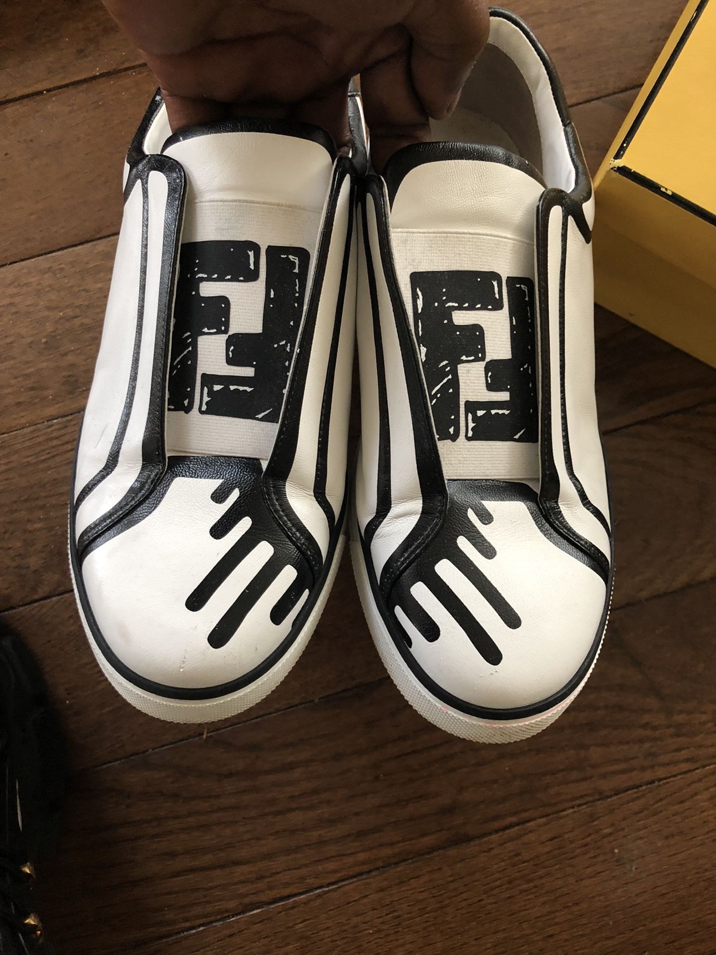 Fendi Hat & Slip On Sneakers