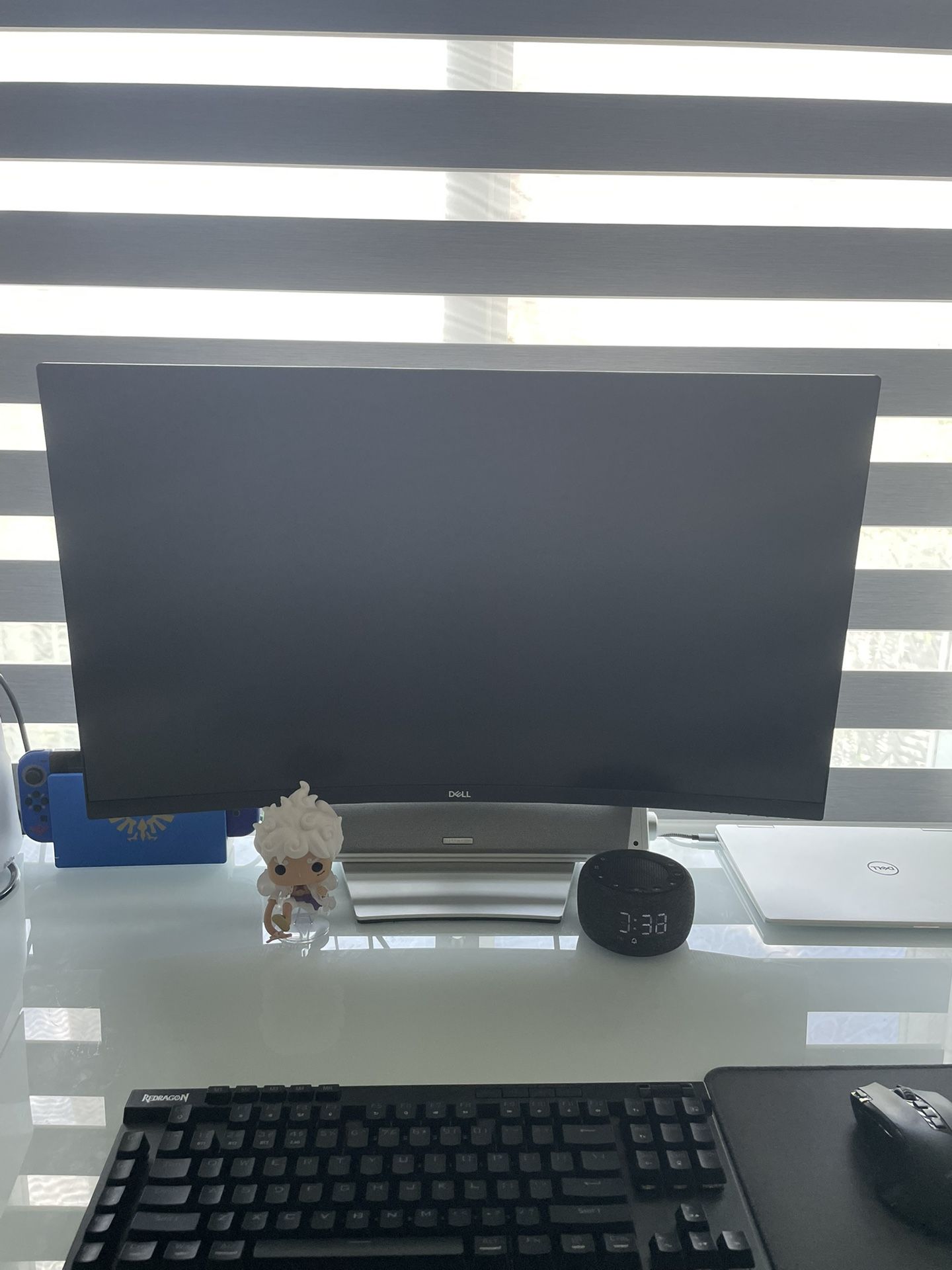 Dell S3222HN Curved Monitor
