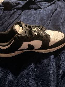 Panda dunks, size 8.5