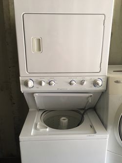 FRIGIDAIRE STACKABLE COMBO WASHER DRYER WORKS PERFECT CLEAN BIG 27" WIDE