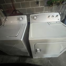 Washer & Gas Dryer (Needs Thermostat Replaced)