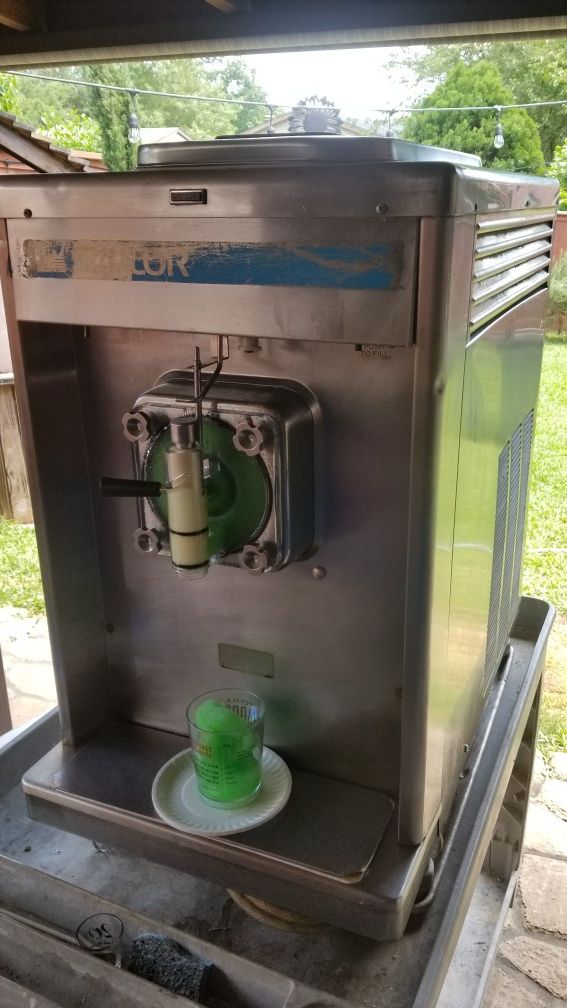 Taylor 340 Margarita Frozen Drink Daiquiri Machine for Sale in