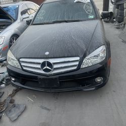 Parting Out 2010 Mercedes Benz C300 Parts