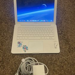 🚨 13-inch Apple MacBook 💻 Laptop Computer