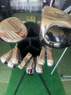 TaylorMade Golf Club Set with Bag