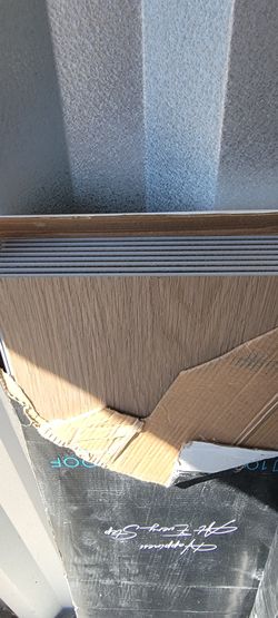 Luxury Vinyl Plank, Oak Color