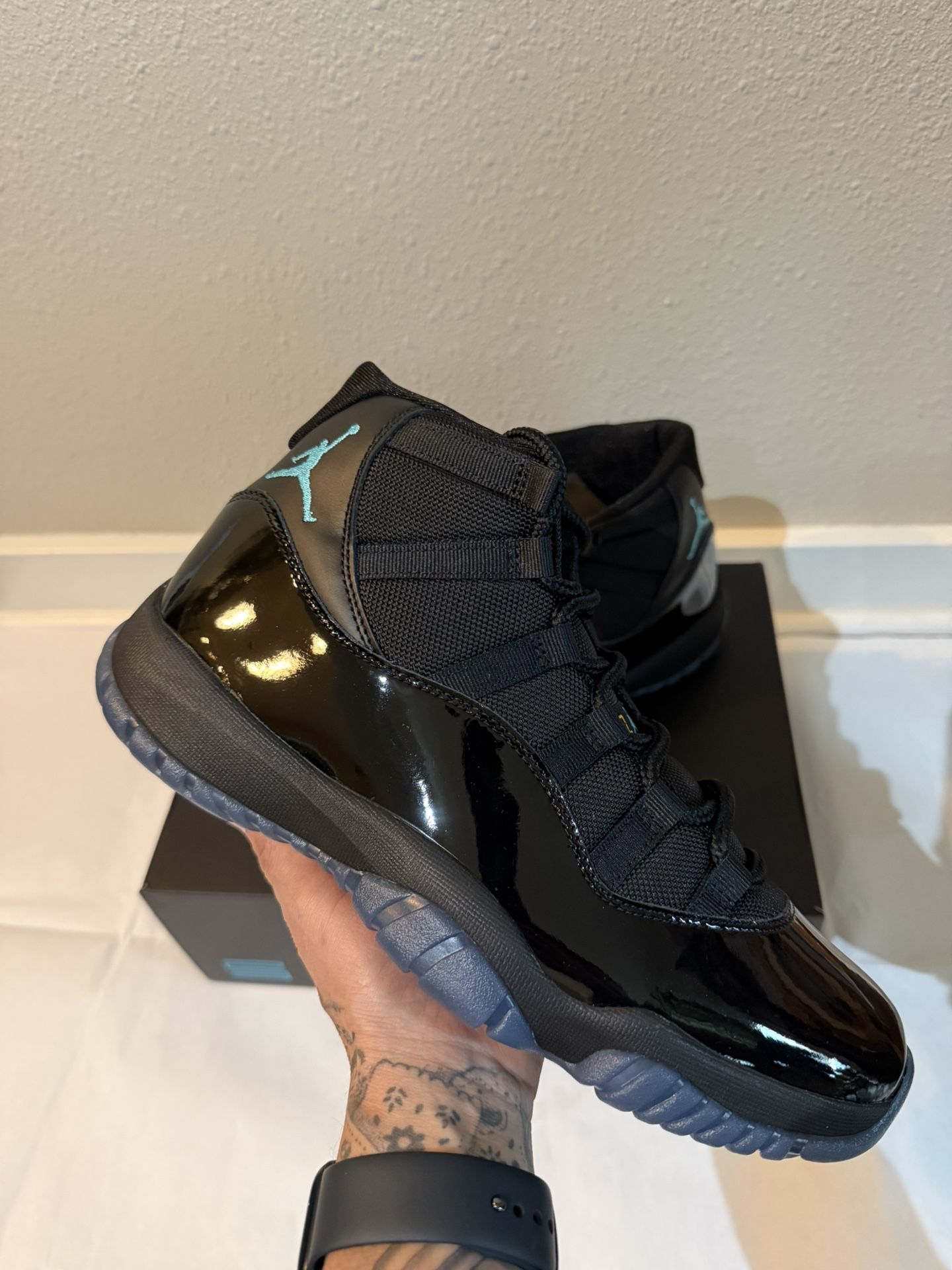 Jordan 11 Gamma Blue