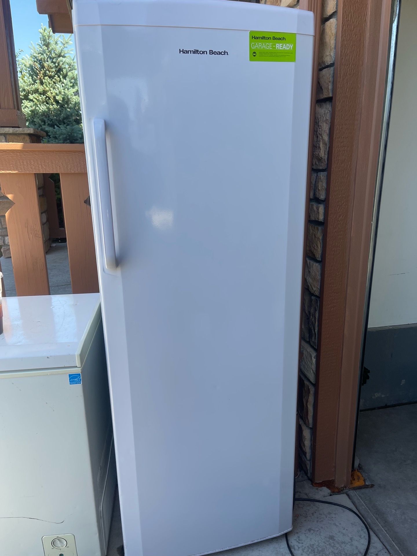 freezer standing