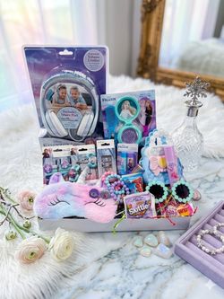 DISNEY FROZEN GIRLS GIFT BOX