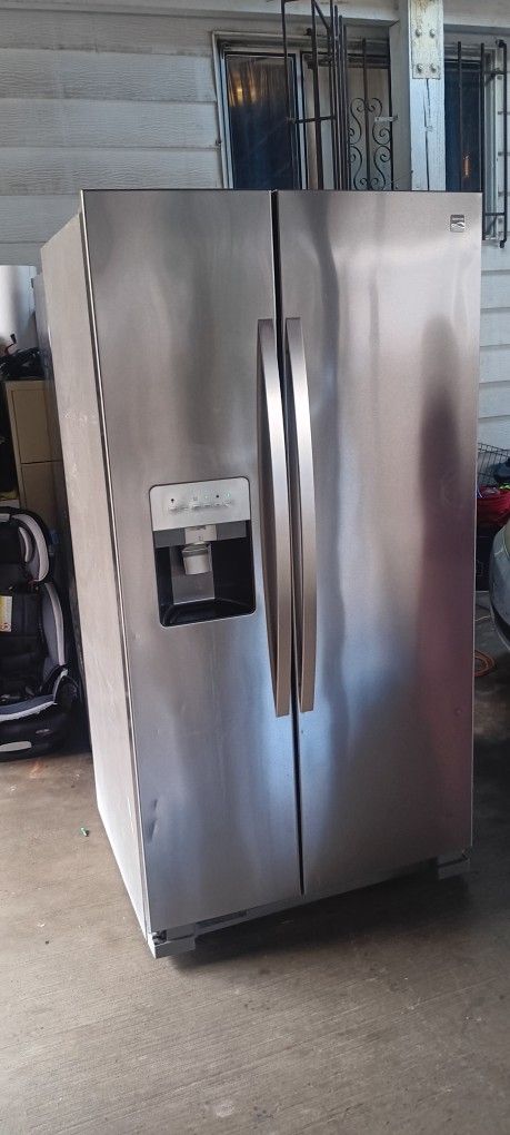 Kenmore Dual Door Fridge 